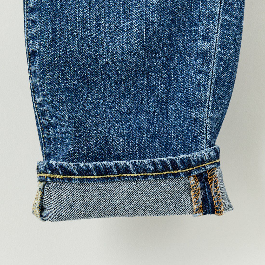 RED CARD TOKYO [レッドカード トーキョー] Rhythm+ スリムテーパードデニム [12M86801CMD] CLEAN MID