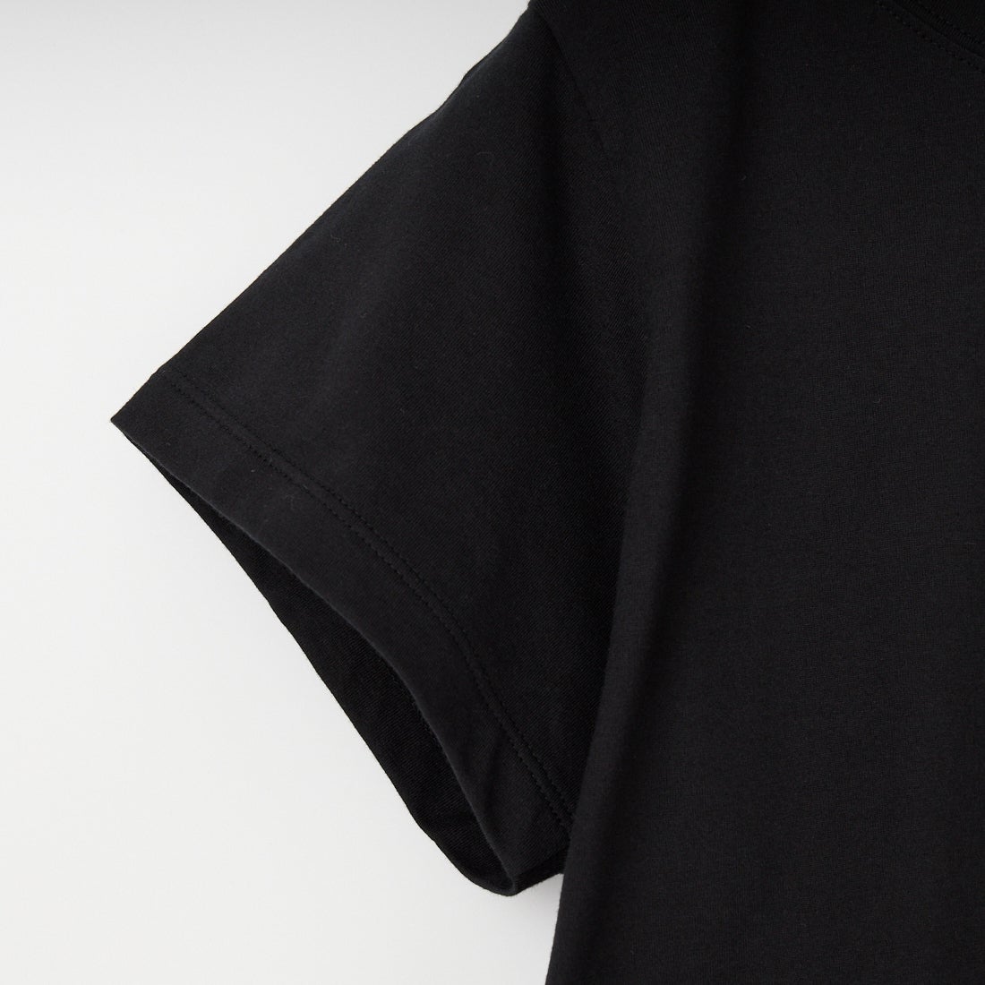 LACOSTE [ラコステ] コンパクトブランドネームロゴTシャツ [TF006] 031 BLACK