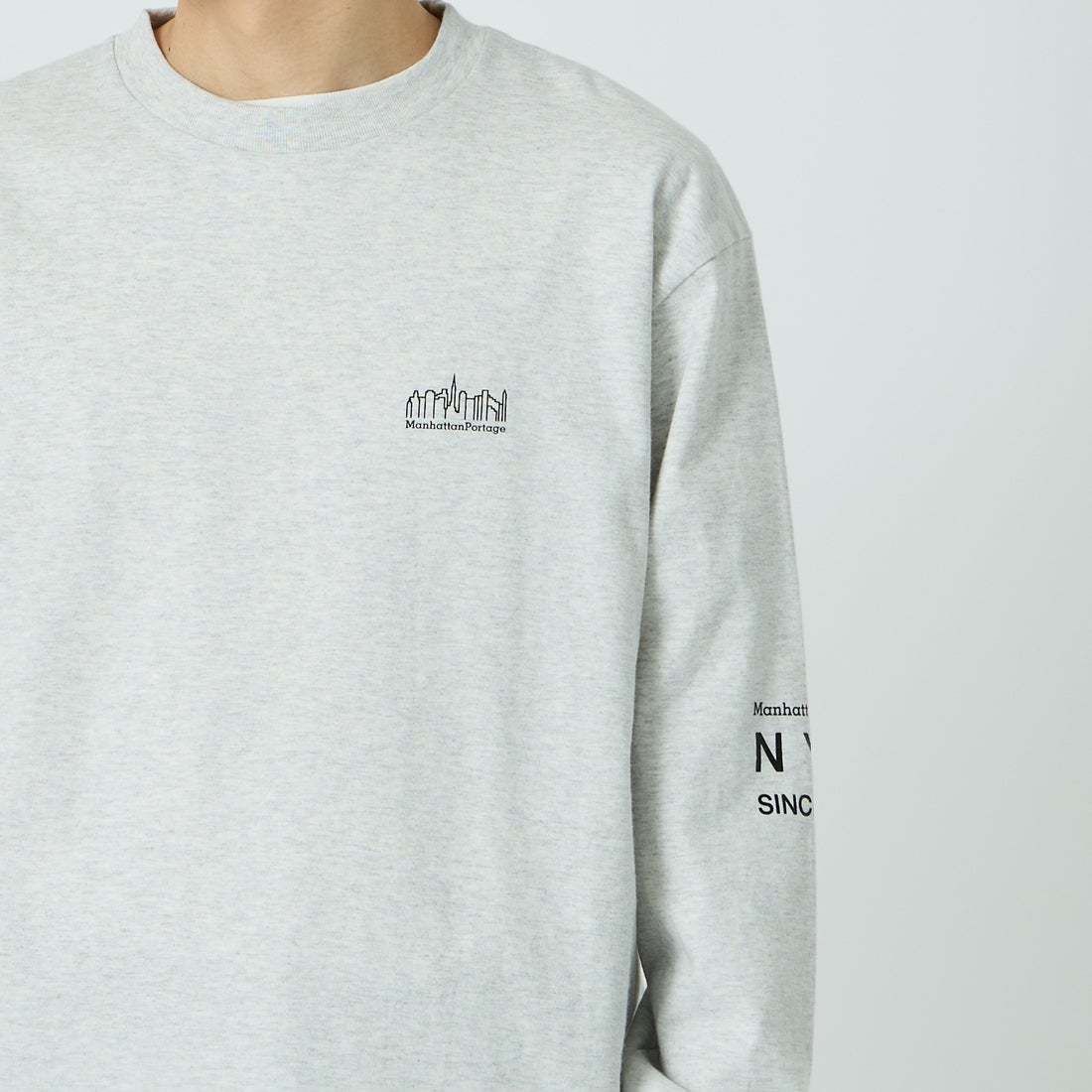 MANHATTAN PORTAGE [マンハッタンポーテージ] ワンポイントスカイラインロゴ 袖プリントロングTシャツ [MP-M580] H.GRAY