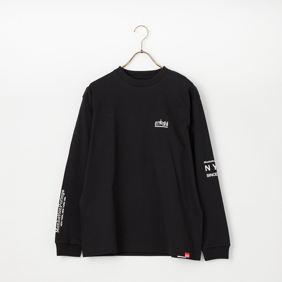 MANHATTAN PORTAGE [マンハッタンポーテージ] ワンポイントスカイラインロゴ 袖プリントロングTシャツ [MP-M580] BLACK