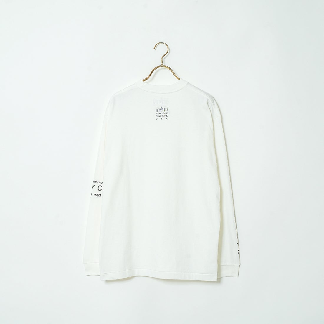 MANHATTAN PORTAGE [マンハッタンポーテージ] ワンポイントスカイラインロゴ 袖プリントロングTシャツ [MP-M580] WHITE