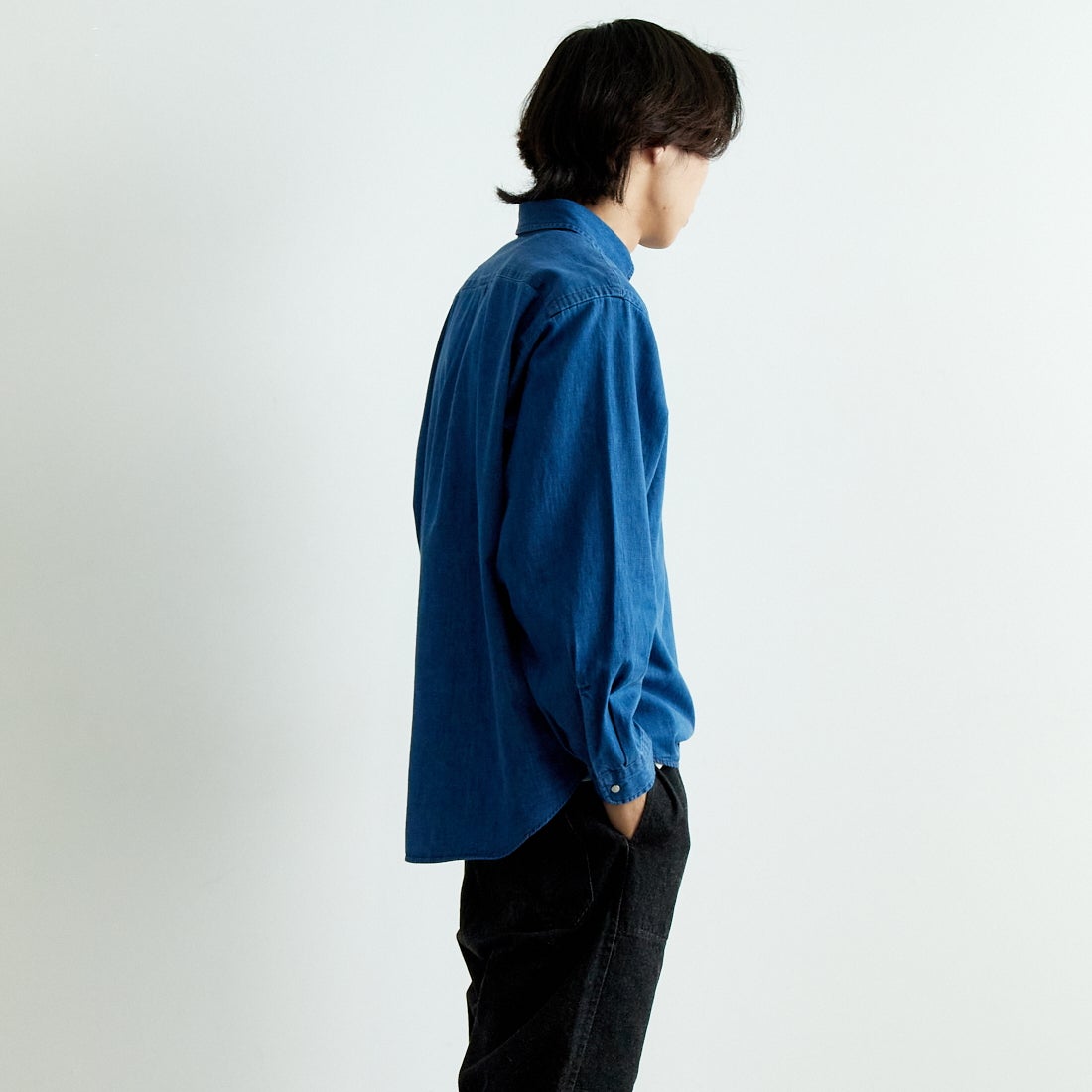DANTON [ダントン] デニムダンガリー ボタンダウンシャツ [DT-B0293DUG] LT.INDIGO &&モデル身長：179cm 着用サイズ：40&&