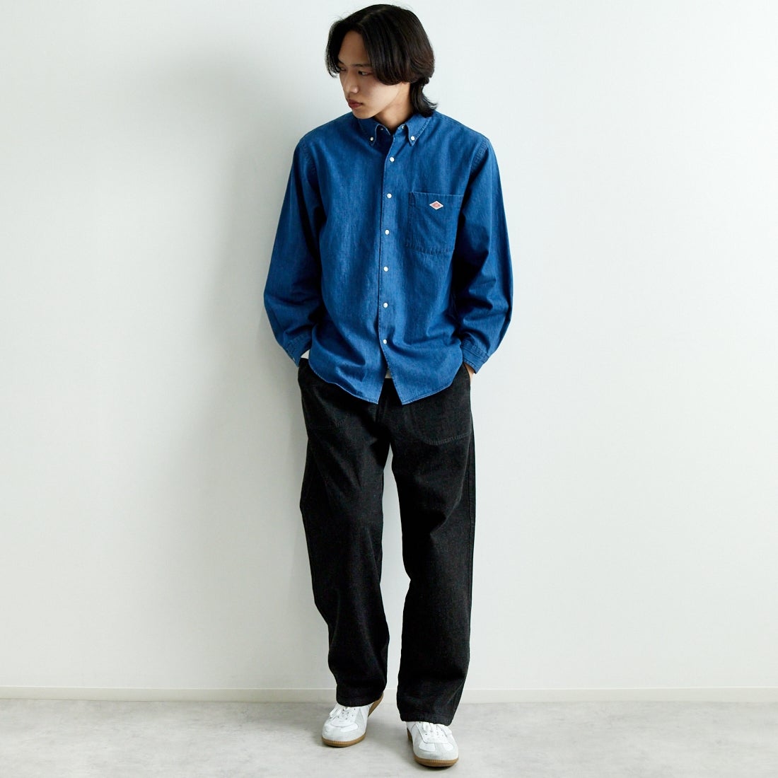 DANTON [ダントン] デニムダンガリー ボタンダウンシャツ [DT-B0293DUG] LT.INDIGO &&モデル身長：179cm 着用サイズ：40&&