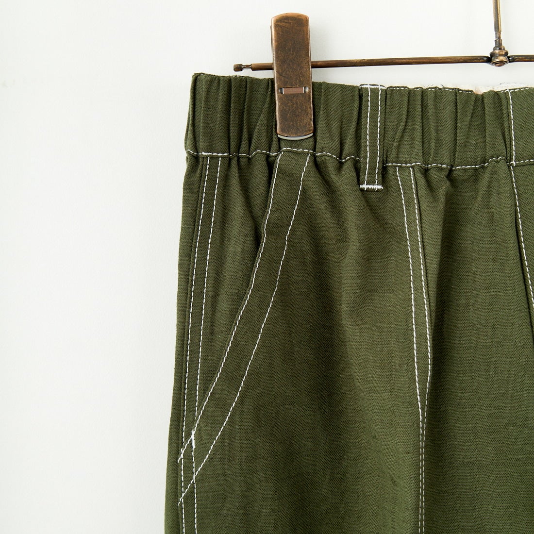 UNIVERSAL OVERALL [ユニバーサルオーバーオール] 別注 リネンイージーベイカーパンツ [U2512605IN-JF] OLIVE