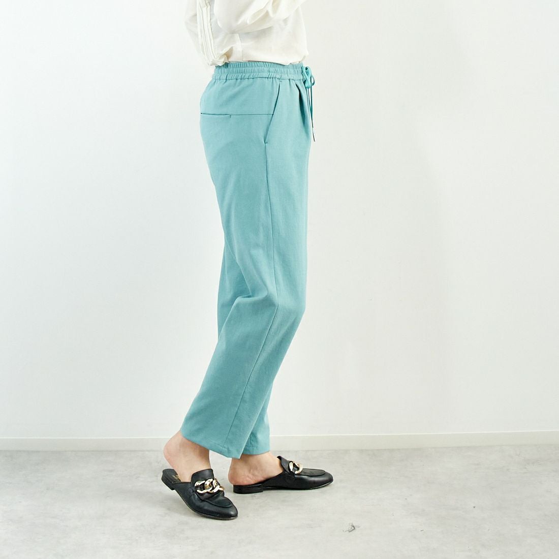 Jeans Factory Clothes [ジーンズファクトリークローズ] シェルタリングドライイージーテーパードパンツ [21254052] 063 ﾌﾞﾙｰｸﾞ &&モデル身長：167cm 着用サイズ：40&&