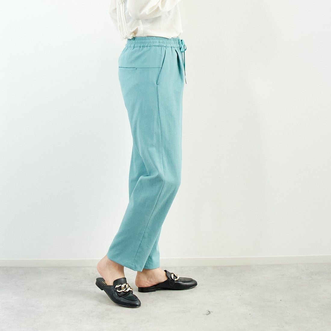 Jeans Factory Clothes [ジーンズファクトリークローズ] シェルタリングドライイージーテーパードパンツ [21254052] 063 ﾌﾞﾙｰｸﾞ &&モデル身長：167cm 着用サイズ：40&&