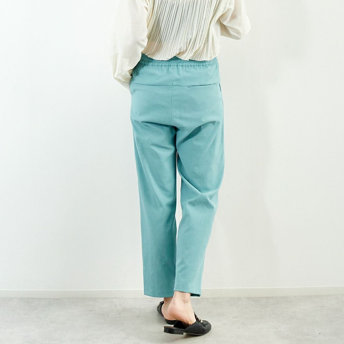 Jeans Factory Clothes [ジーンズファクトリークローズ] シェルタリングドライイージーテーパードパンツ [21254052] 063 ﾌﾞﾙｰｸﾞ &&モデル身長：167cm 着用サイズ：40&&