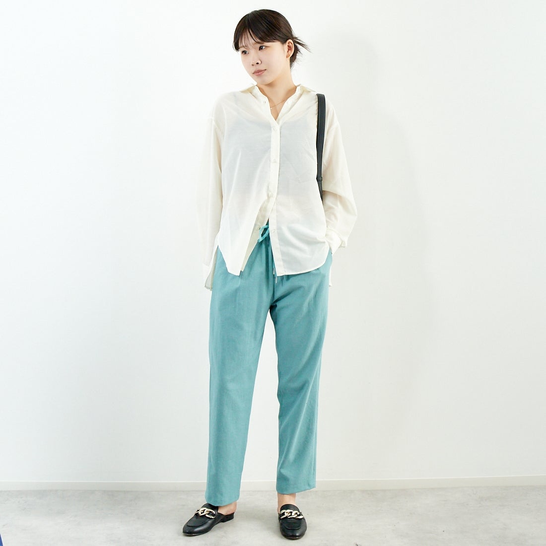 Jeans Factory Clothes [ジーンズファクトリークローズ] シェルタリングドライイージーテーパードパンツ [21254052] 063 ﾌﾞﾙｰｸﾞ &&モデル身長：167cm 着用サイズ：40&&