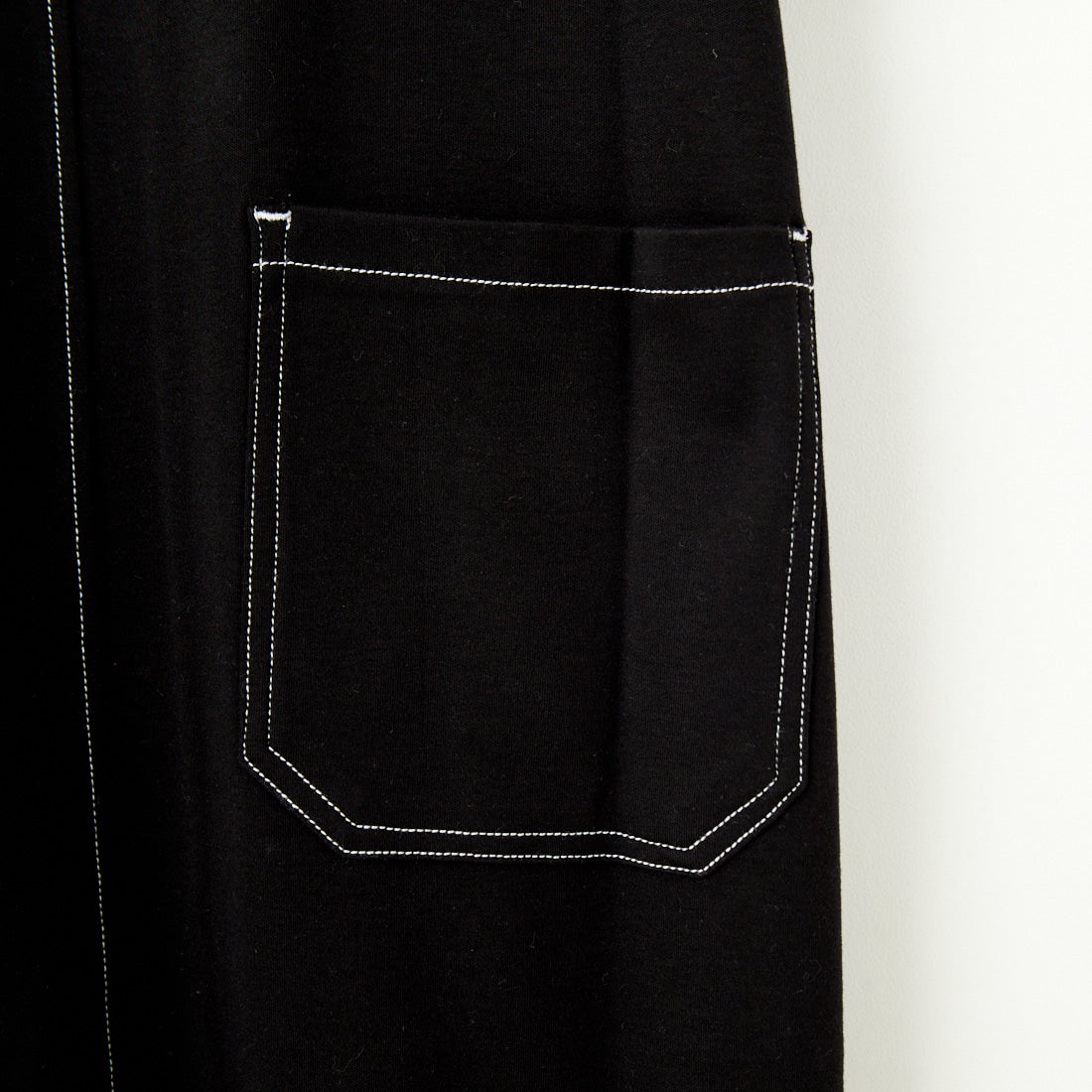 UNIVERSAL OVERALL [ユニバーサルオーバーオール] 別注 配色ステッチ マキシ丈ワンピース [U2512807IN-JF] BLACK