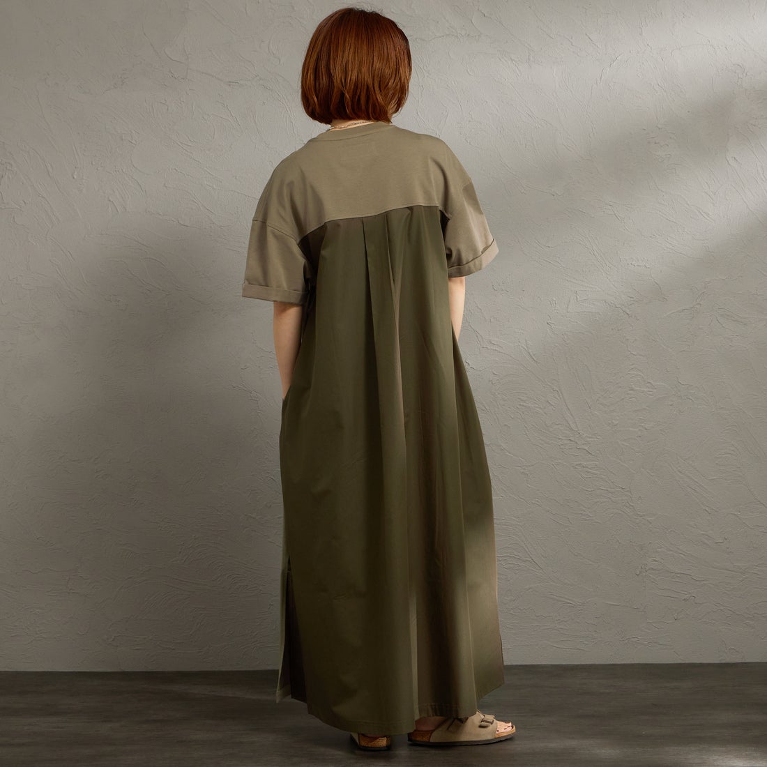 UNIVERSAL OVERALL [ユニバーサルオーバーオール] 別注 異素材切り替え マキシ丈ワンピース [U2512812IN-JF] GREIGE &&モデル身長：158cm 着用サイズ：F&&