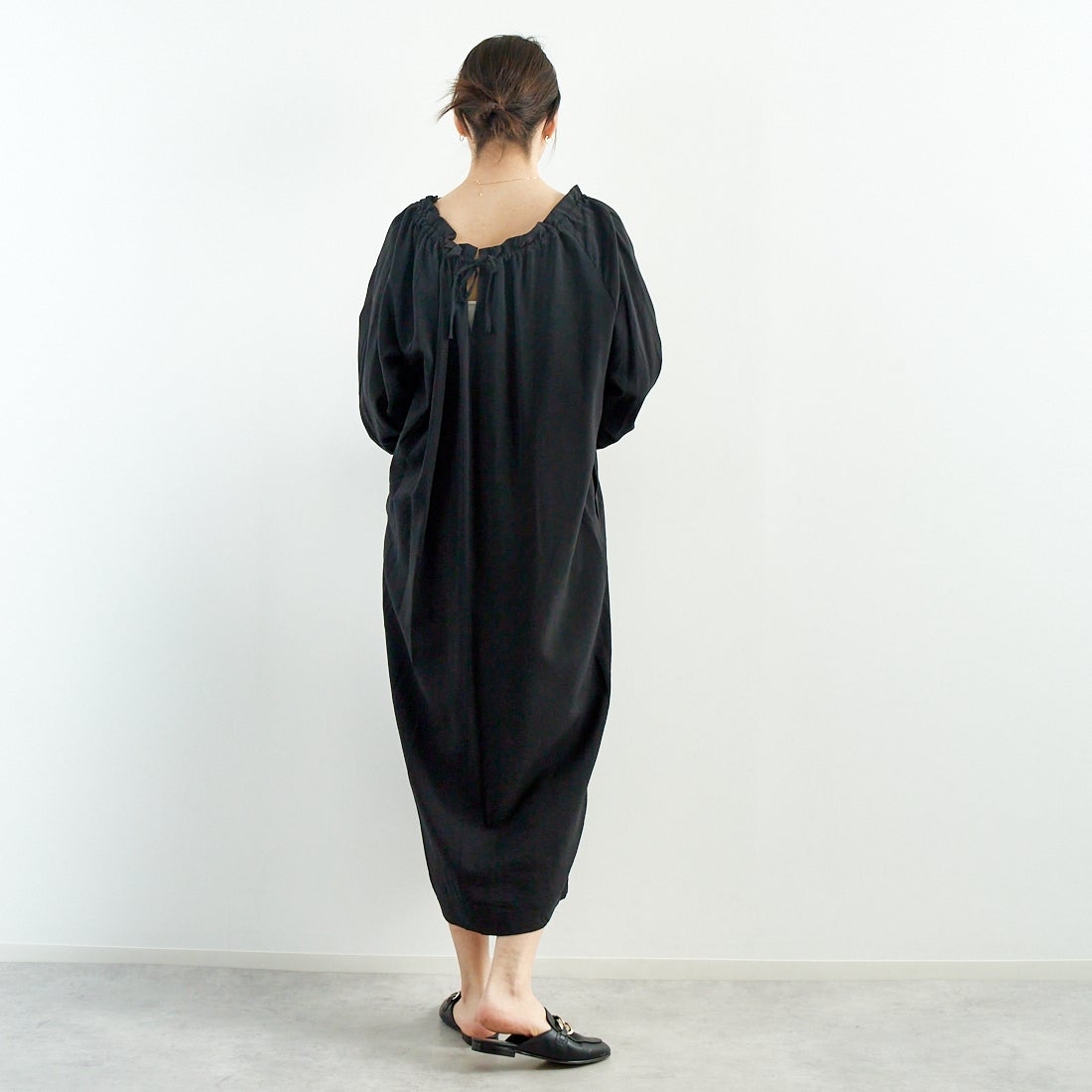 MICA&DEAL [マイカアンドディール] 2WAY ワンピース [0125104037] BLACK &&モデル身長：167cm 着用サイズ：F&&