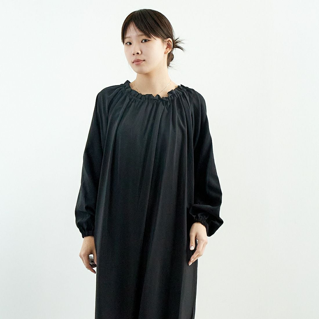 MICA&DEAL [マイカアンドディール] 2WAY ワンピース [0125104037] BLACK &&モデル身長：167cm 着用サイズ：F&&