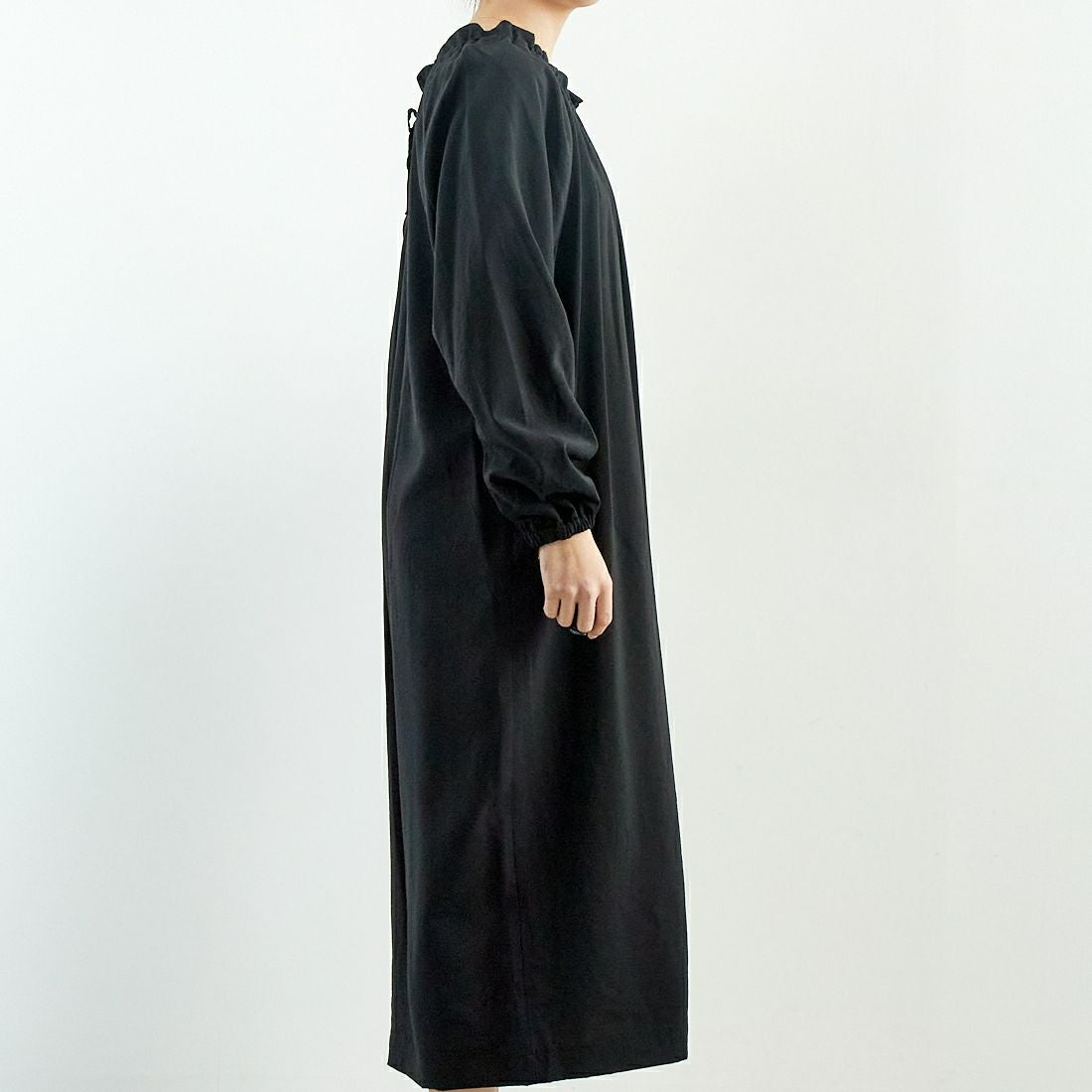 MICA&DEAL [マイカアンドディール] 2WAY ワンピース [0125104037] BLACK &&モデル身長：167cm 着用サイズ：F&&