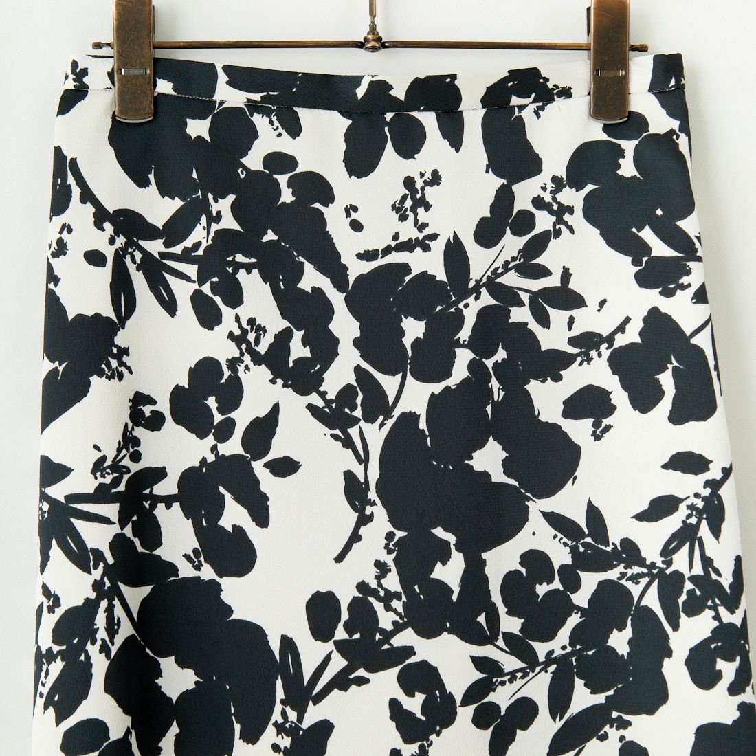 MICA&DEAL [マイカアンドディール] フラワープリントスカート [0125102033] BLACK