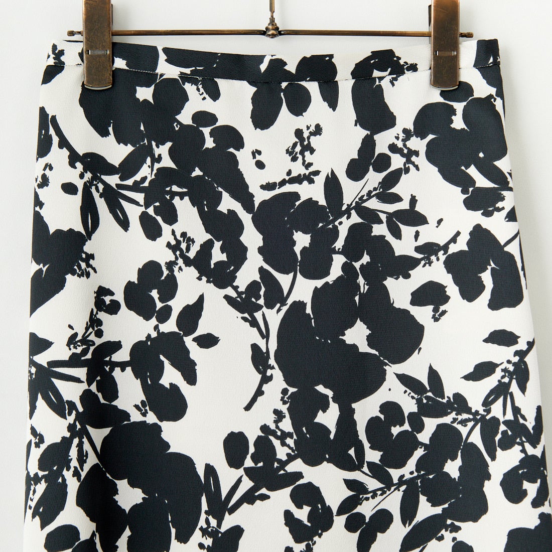 MICA&DEAL [マイカアンドディール] フラワープリントスカート [0125102033] BLACK