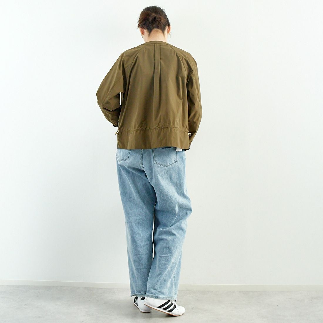 WOOLRICH [ウールリッチ] シティ ボンバージャケット [WWOU1182] GS GREENST &&モデル身長：167cm 着用サイズ：S&&