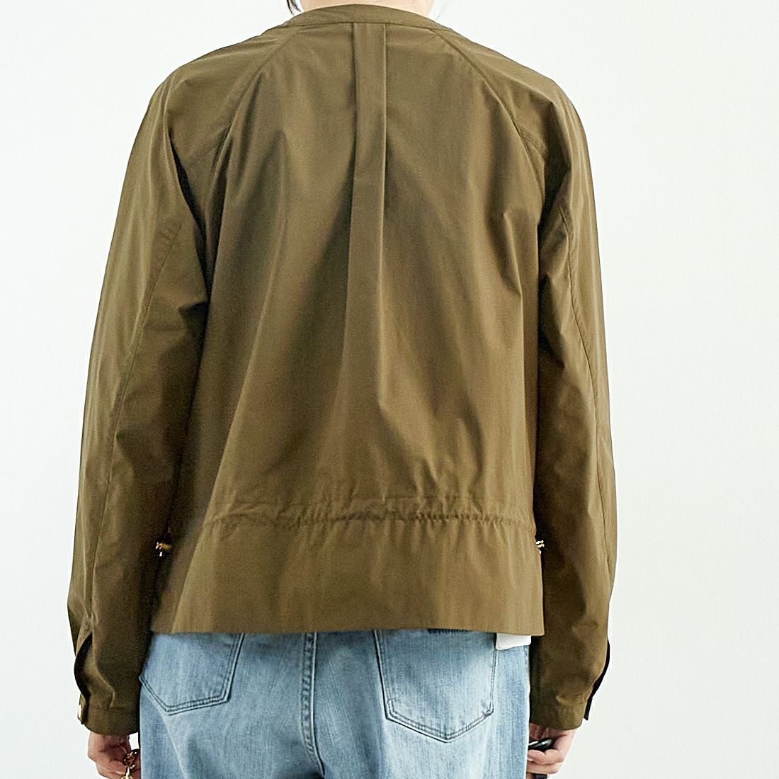 WOOLRICH [ウールリッチ] シティ ボンバージャケット [WWOU1182] GS GREENST &&モデル身長：167cm 着用サイズ：S&&