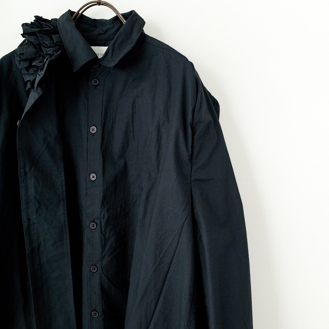 crinkle crinkle crinkle [クリンクル クリンクル クリンクル] フリルカラーレイヤードシャツ [CC-3508] BLACK