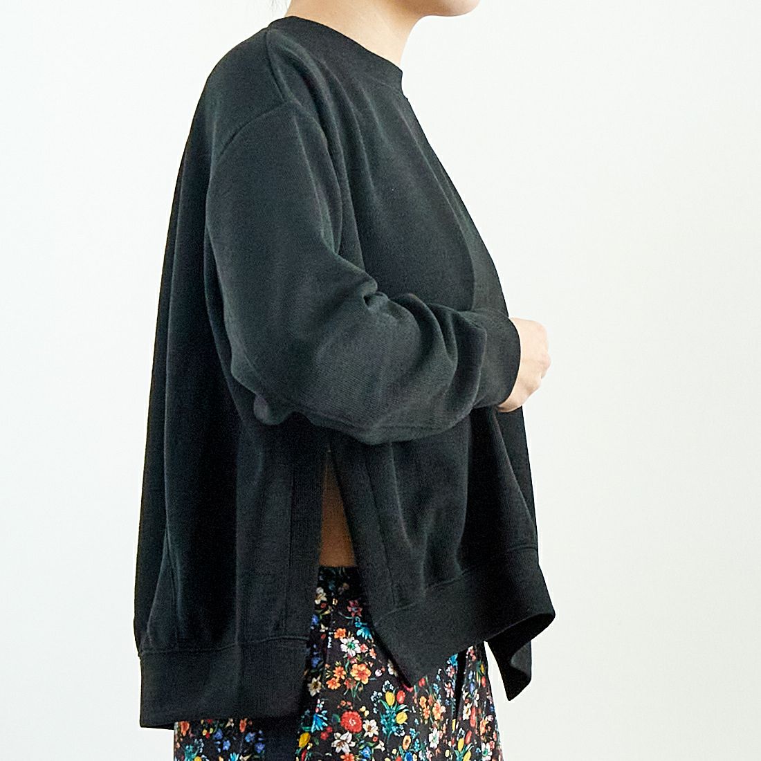 Munich [ミューニック] ダブルフェイスジャージプルオーバー [MN251U05] 009 BLK &&モデル身長：167cm 着用サイズ：ONE SIZE&&