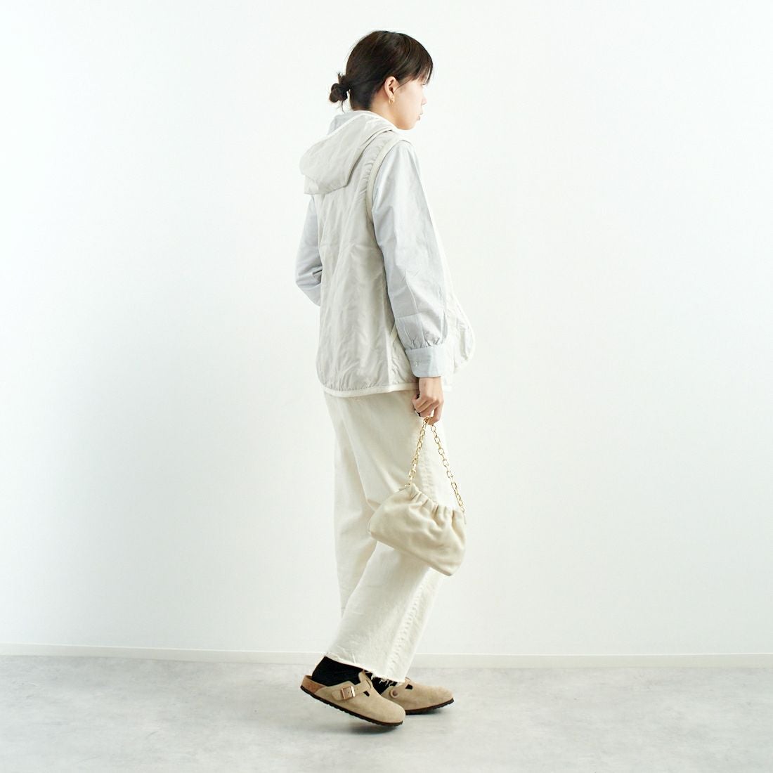 LAVENHAM [ラベンハム] ウィメンズ アンワディッド バートン [LV7133] P86 MOONBE &&モデル身長：167cm 着用サイズ：10&&