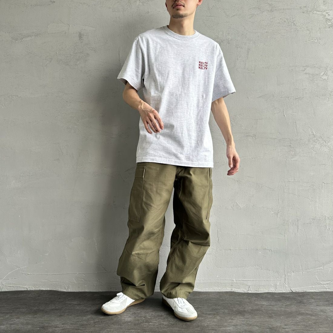 KELTY [ケルティ] 別注 バックプリントTシャツ [KE252W30IN04-JF] ｱｯｼｭ &&モデル身長：168cm 着用サイズ：M&&