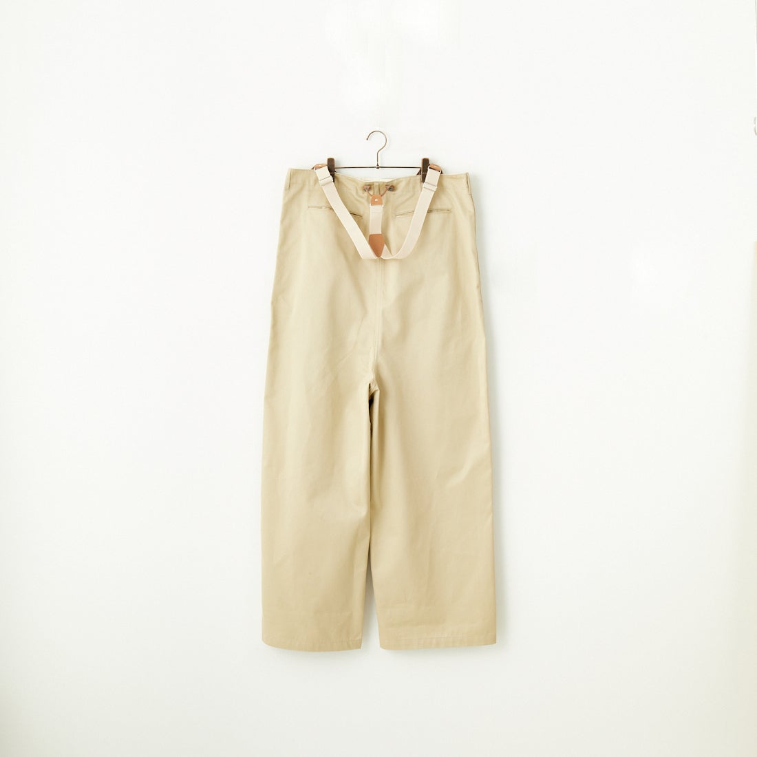 RhodolirioN [ロドリリオン] チノクロス サスペンダーパンツ [QT1014] A KHAKI