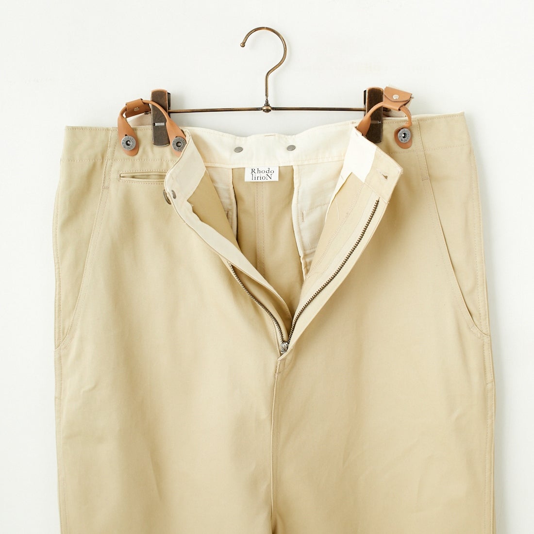 RhodolirioN [ロドリリオン] チノクロス サスペンダーパンツ [QT1014] A KHAKI