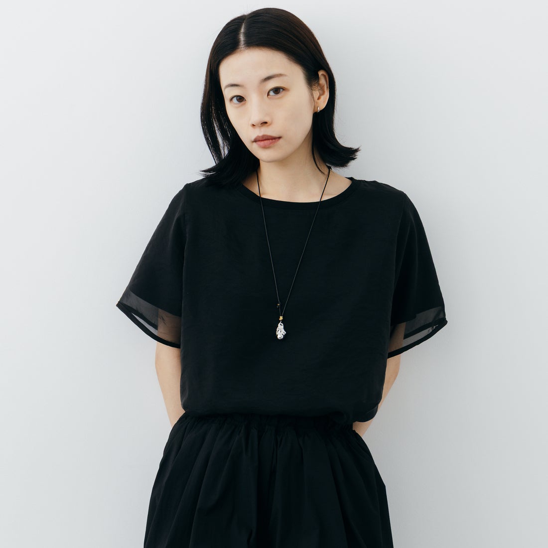 09 BLACK