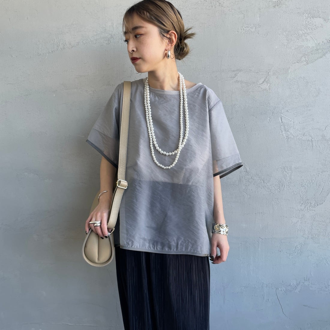 nenom [ネノム] 重ね着風 オーガンジーレイヤードシアーTシャツ [NE25112016] 07 GRAY &&モデル身長：150cm 着用サイズ：F&&