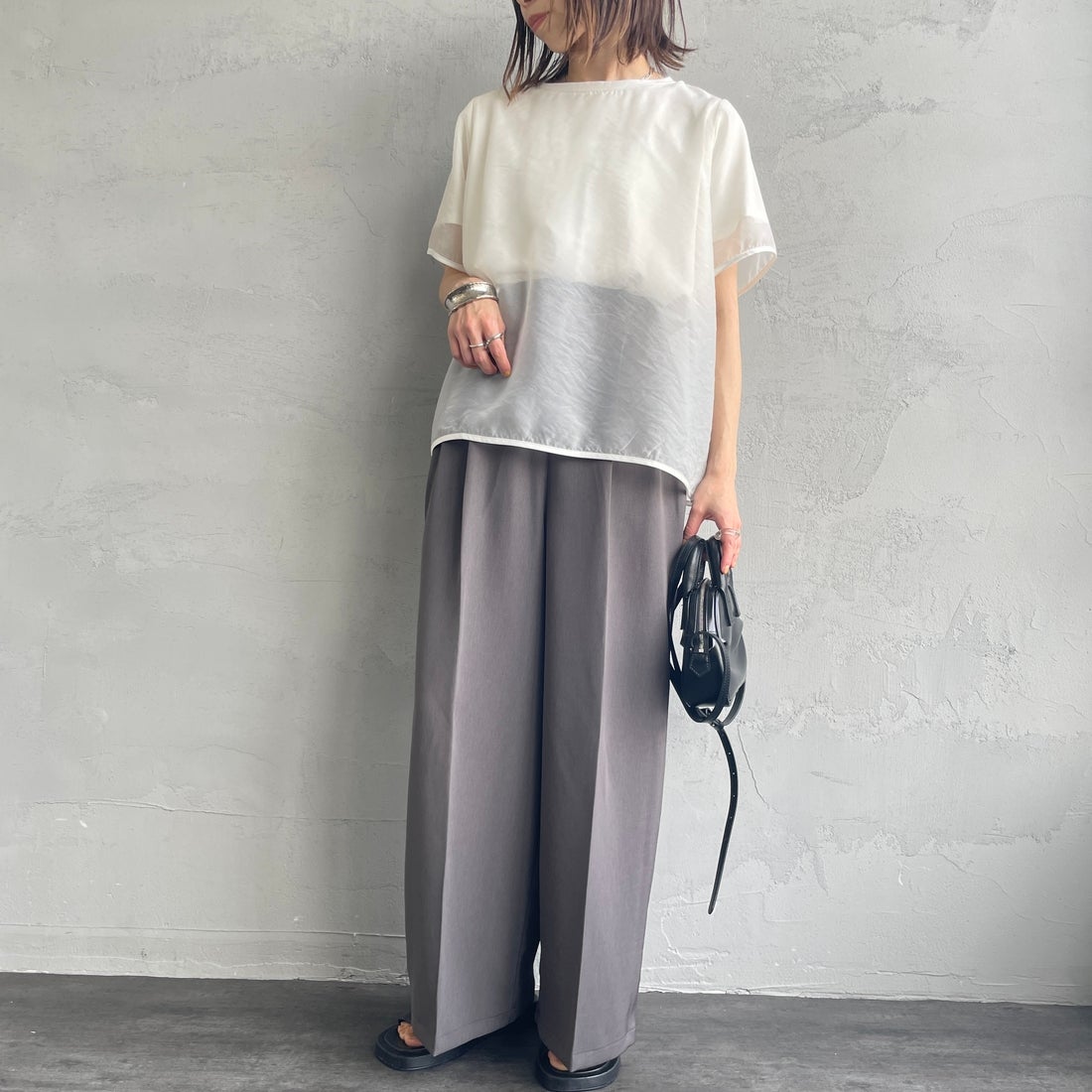 nenom [ネノム] 重ね着風 オーガンジーレイヤードシアーTシャツ [NE25112016] 02 OFF &&モデル身長：158cm 着用サイズ：F&&