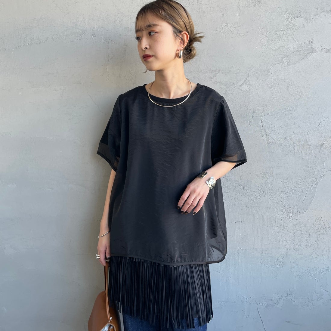 nenom [ネノム] 重ね着風 オーガンジーレイヤードシアーTシャツ [NE25112016] 09 BLACK &&モデル身長：150cm 着用サイズ：F&&