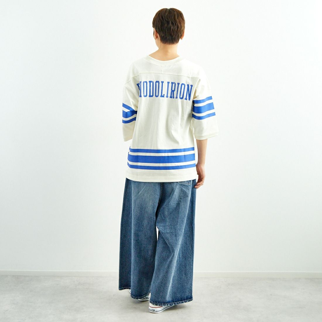 RhodolirioN [ロドリリオン] ホッケーチームTシャツ [QT1076]  A NATURAL &&モデル身長：160cm 着用サイズ：0&&