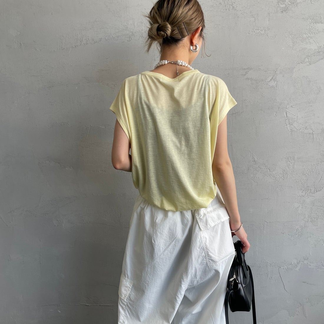 me. [ミードット] 別注 配色ステッチノースリーブカットソー [ME-25200-JF] CITRUS &&モデル身長：150cm 着用サイズ：F&&