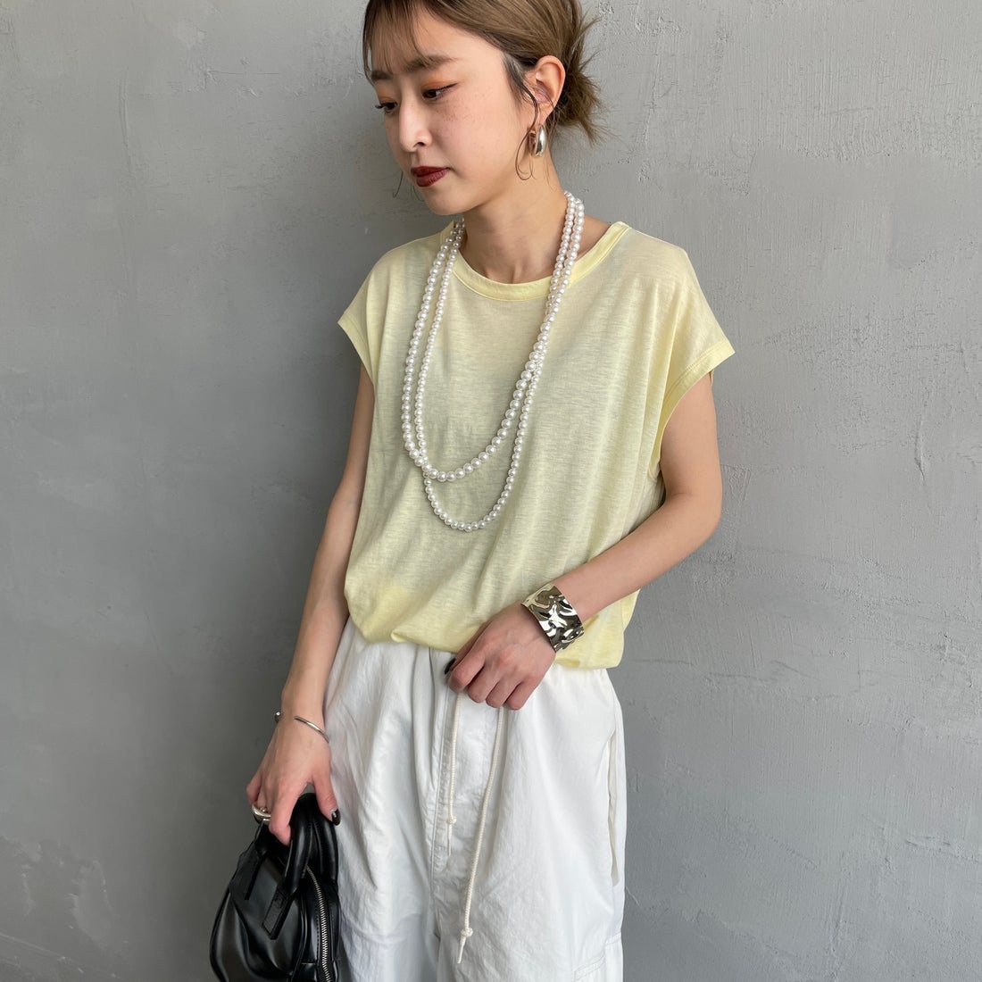 me. [ミードット] 別注 配色ステッチノースリーブカットソー [ME-25200-JF] CITRUS &&モデル身長：150cm 着用サイズ：F&&