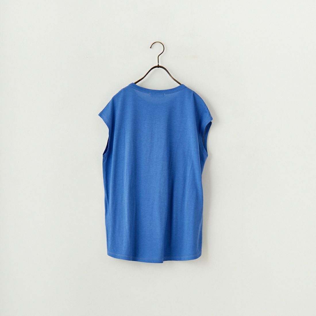 me. [ミードット] 別注 配色ステッチノースリーブカットソー [ME-25200-JF] BLUE