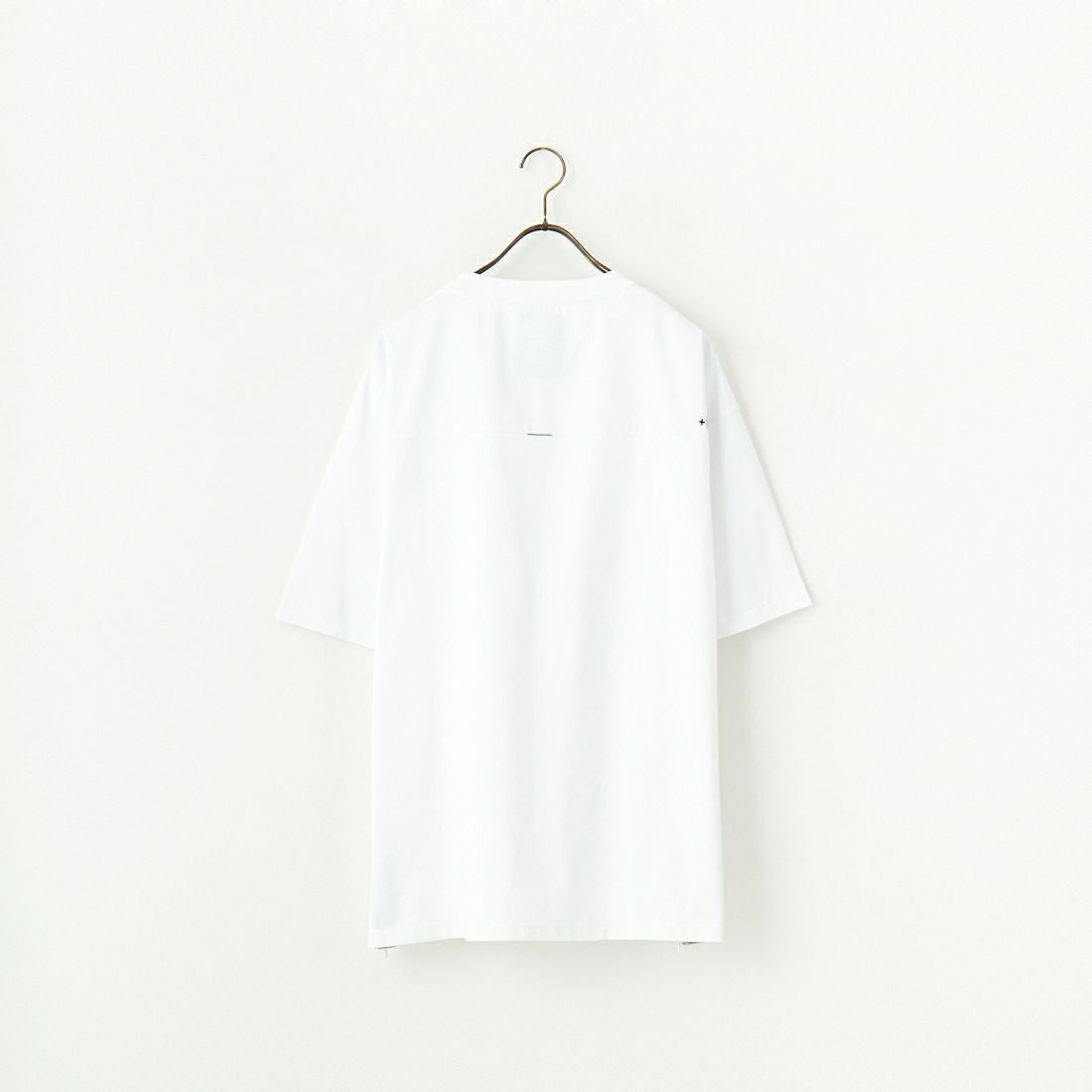 +phenix [プラスフェニックス] 別注 ベンチレーション ワンポイントロゴ ポケットTシャツ [POT-25005IN-JF] WHITE