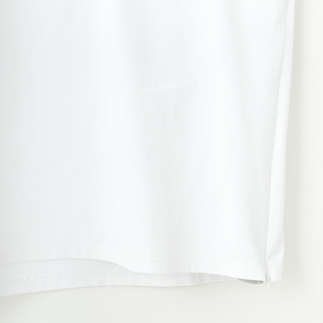 +phenix [プラスフェニックス] 別注 ベンチレーション ワンポイントロゴ ポケットTシャツ [POT-25005IN-JF] WHITE