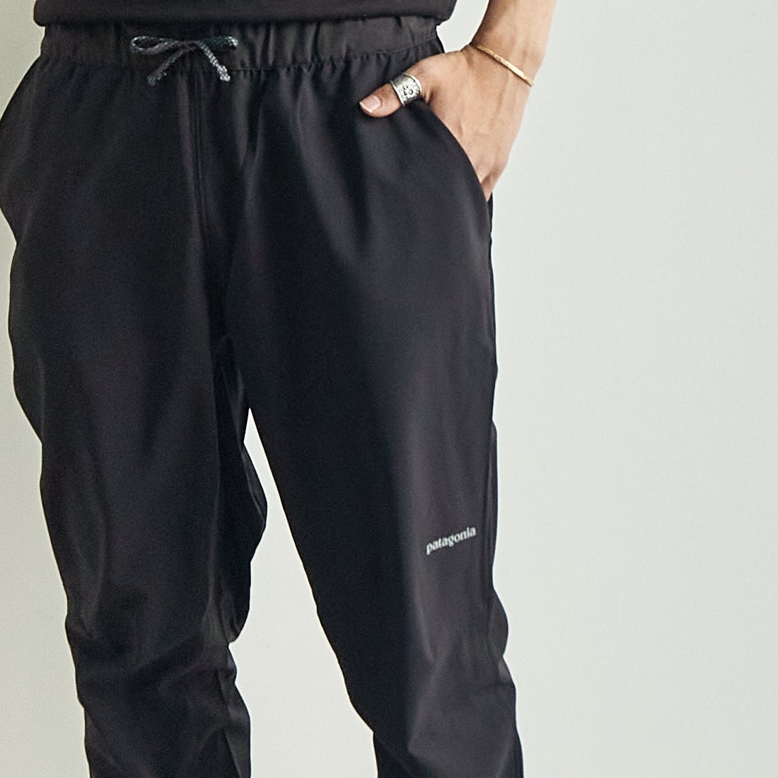 patagonia [パタゴニア] メンズ テルボンヌジョガーズ [24541] BLK &&モデル身長：179cm 着用サイズ：M&&