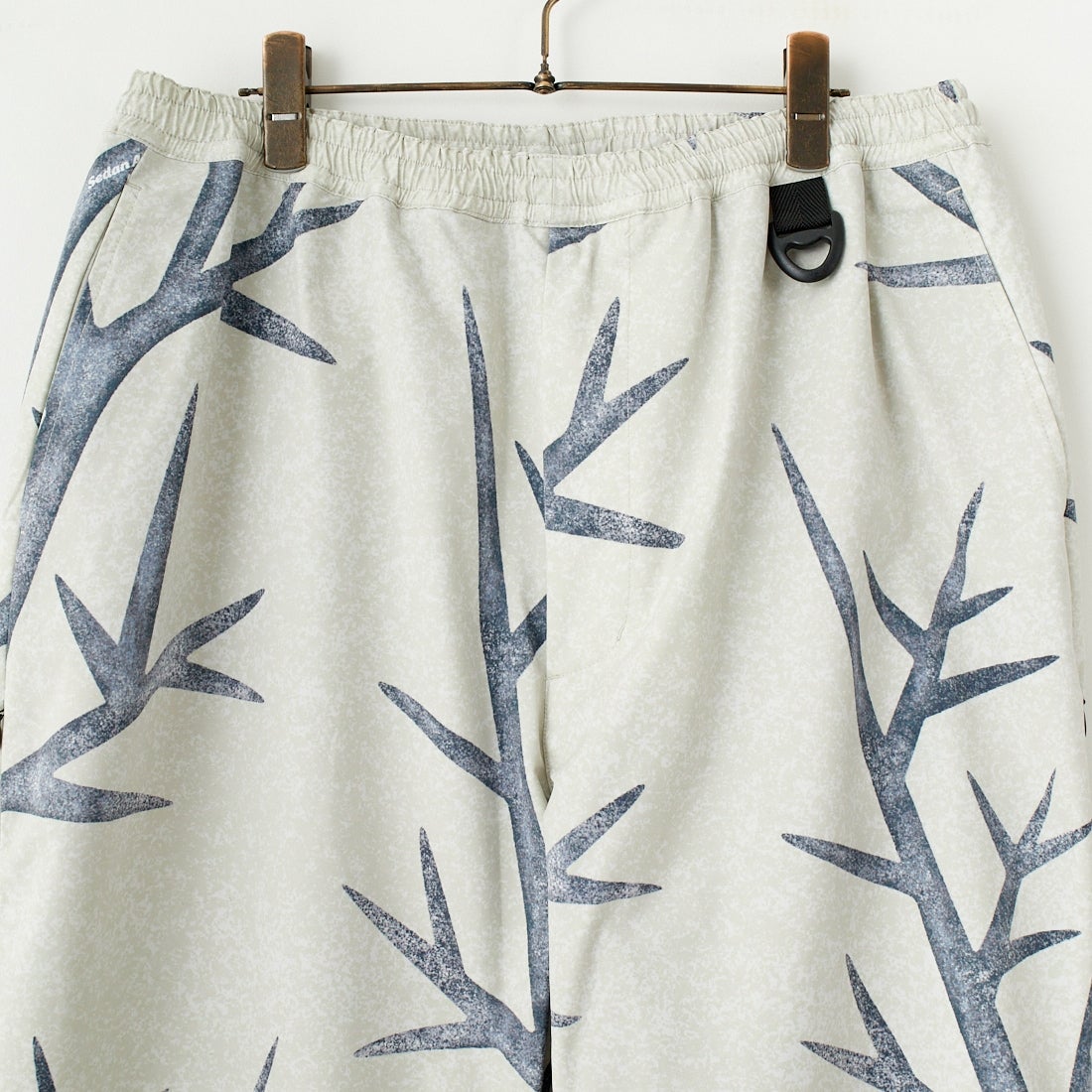 SEDAN ALL-PURPOSE [セダン オールパーパス] カモフラージュ ワイドトラックパンツ [SD25S-PT04] SNOW CAMO