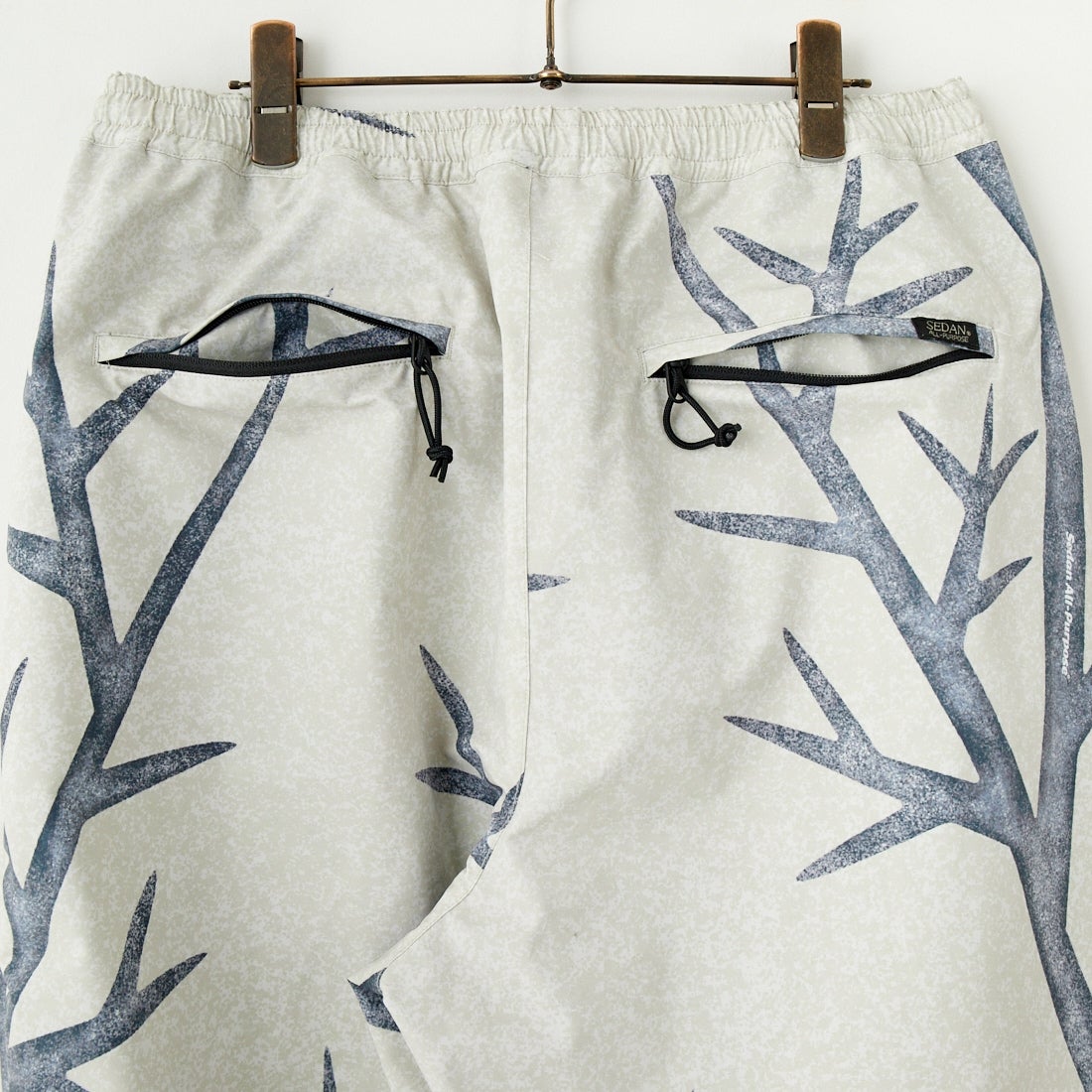 SEDAN ALL-PURPOSE [セダン オールパーパス] カモフラージュ ワイドトラックパンツ [SD25S-PT04] SNOW CAMO