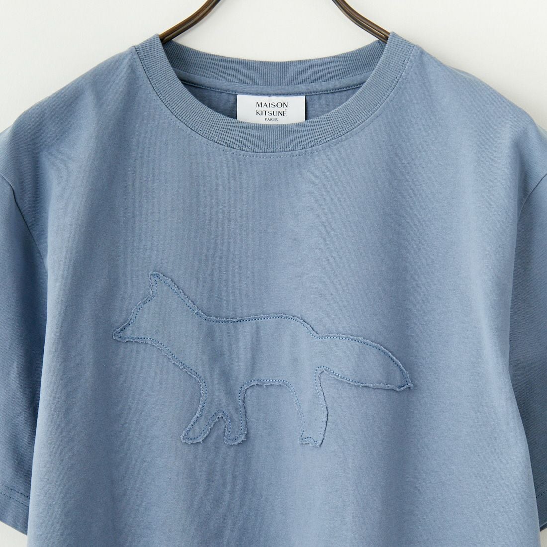 MAISON KITSUNE [メゾン キツネ] クラフトプロフィールフォックス コンフォートTシャツ [OM00121KJ0118] 0074 ZINC