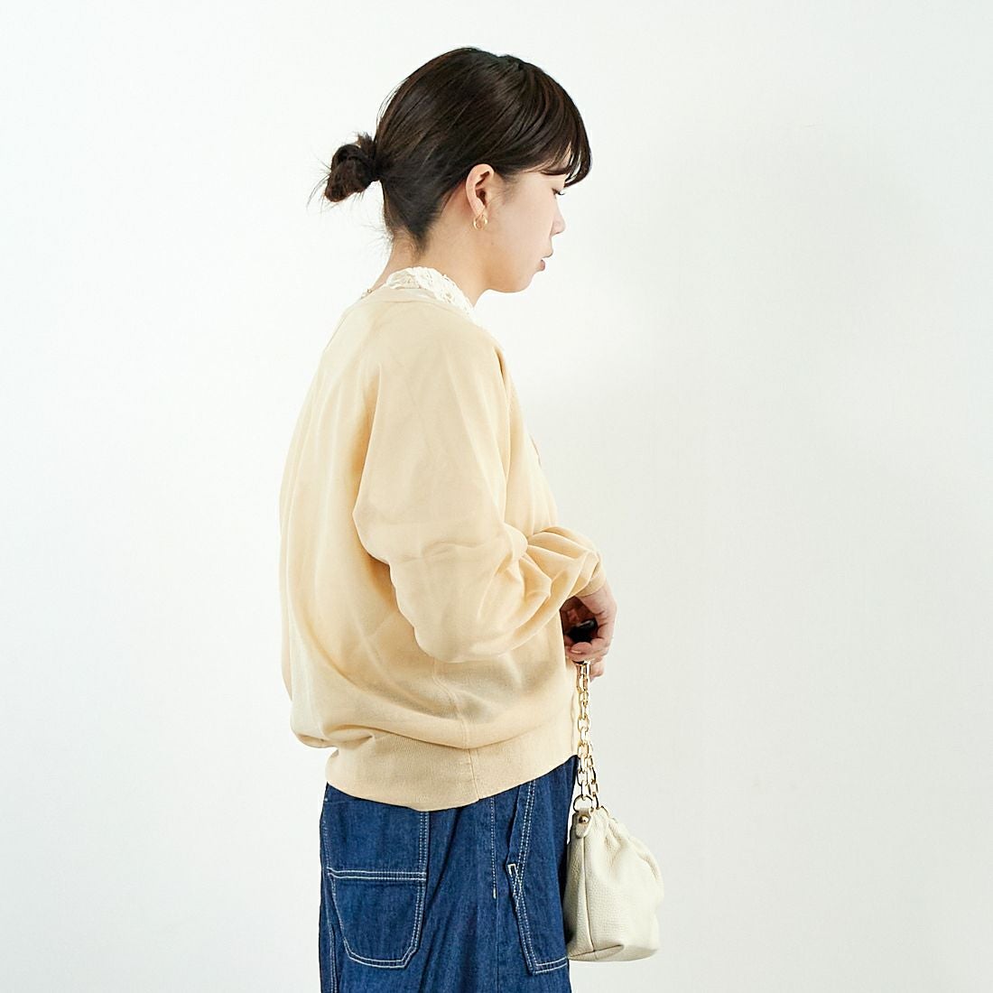 MICA&DEAL [マイカアンドディール] シアーカーディガン [0125108056] BEIGE &&モデル身長：167cm 着用サイズ：F&&