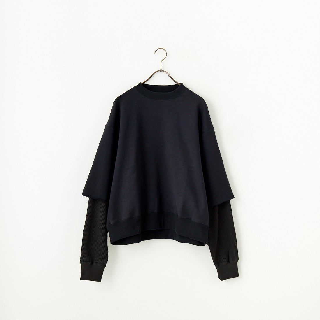 Name. [ネーム] レイヤードスリーブ スウェットシャツ [NMCU-043] BLACK