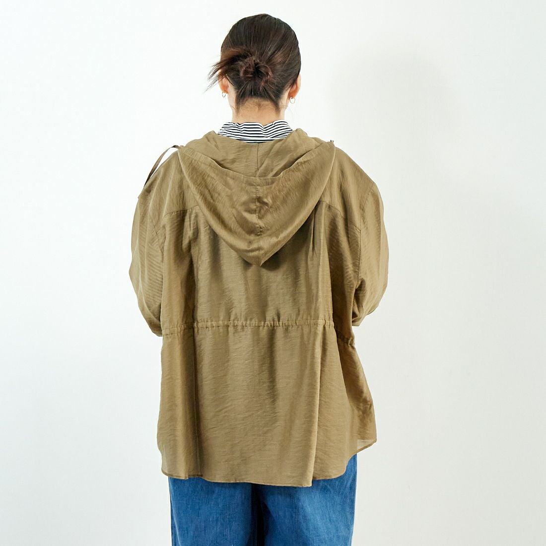 KHA:KI [カーキ] フーデッドシアーシャツ [MIL25HBL3143] KHAKI &&モデル身長：167cm 着用サイズ：1&&