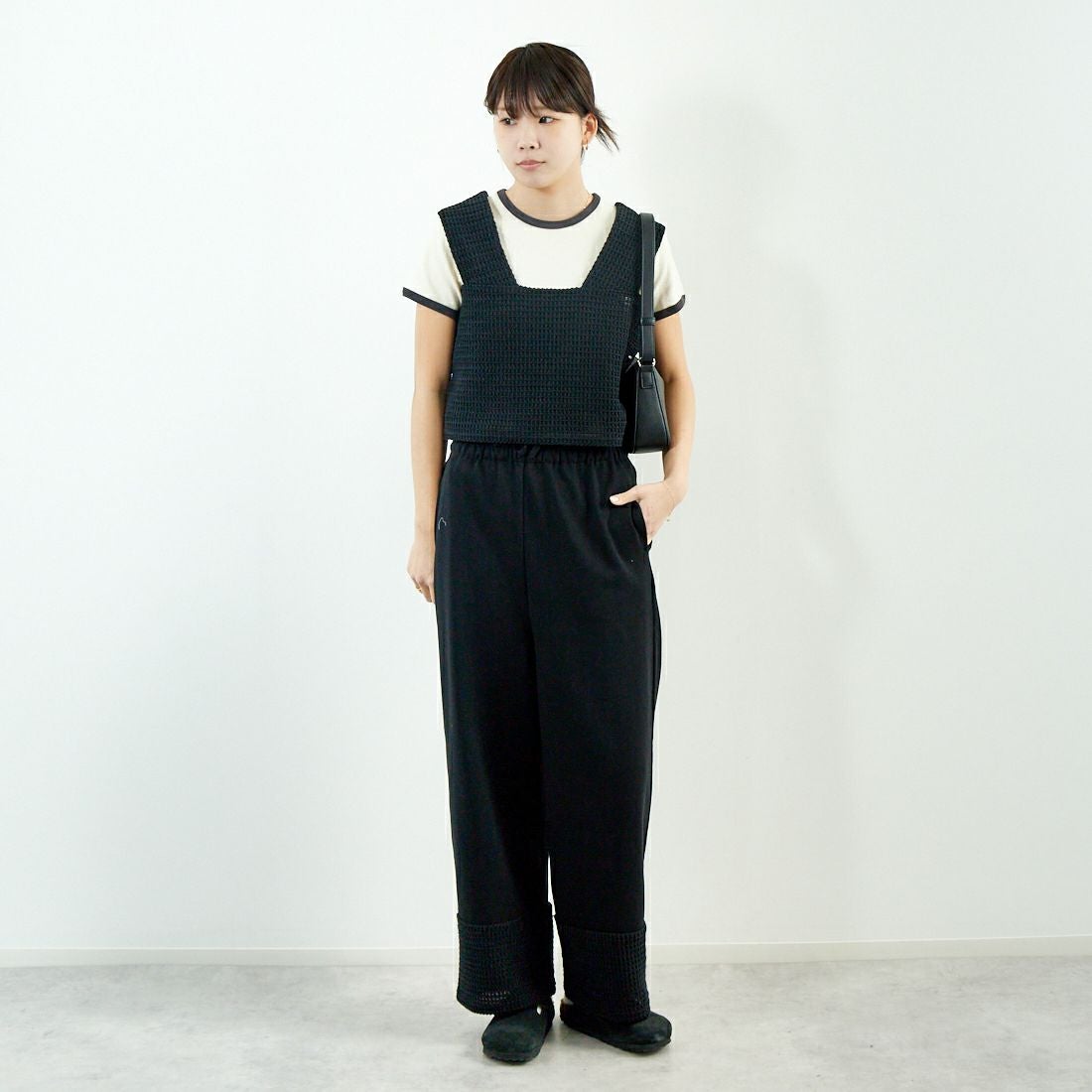 me. [ミードット] イージーパンツ [ME-23408-WA] 298 N.BLAC &&モデル身長：167cm 着用サイズ：F&&