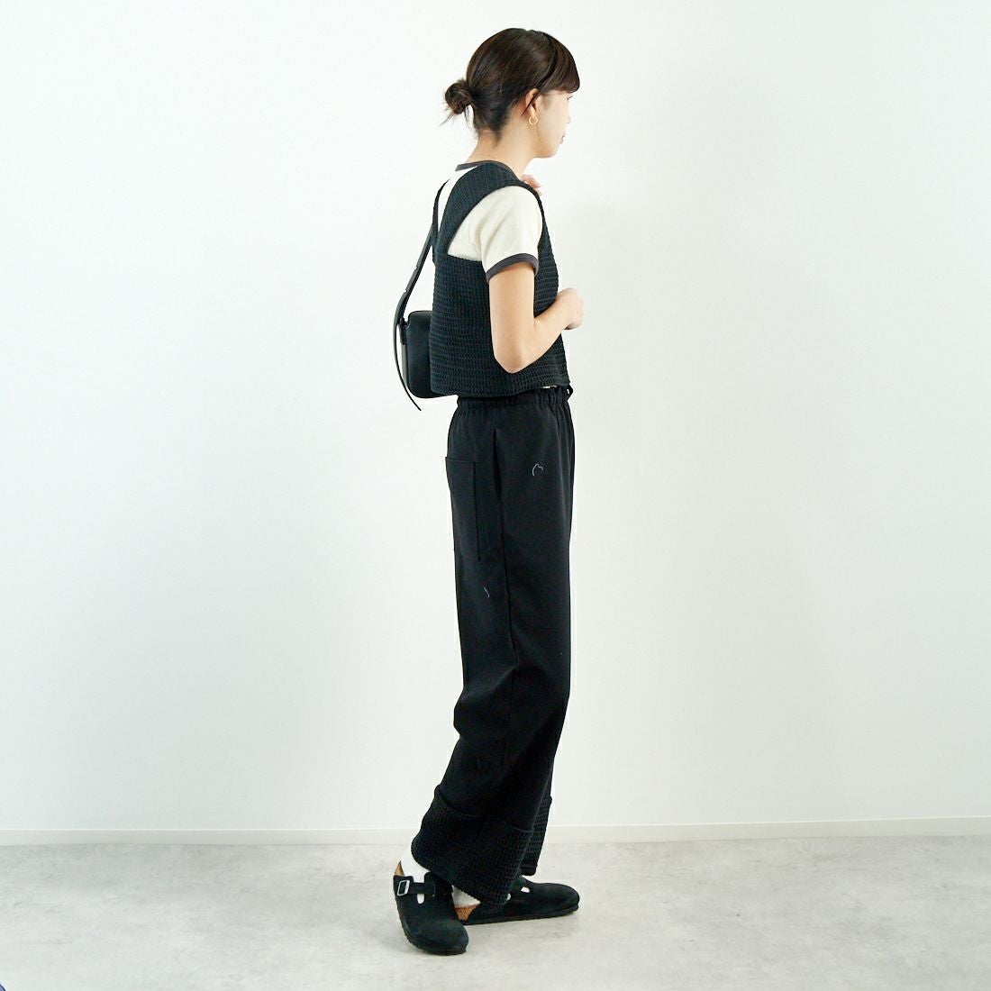 me. [ミードット] イージーパンツ [ME-23408-WA] 298 N.BLAC &&モデル身長：167cm 着用サイズ：F&&