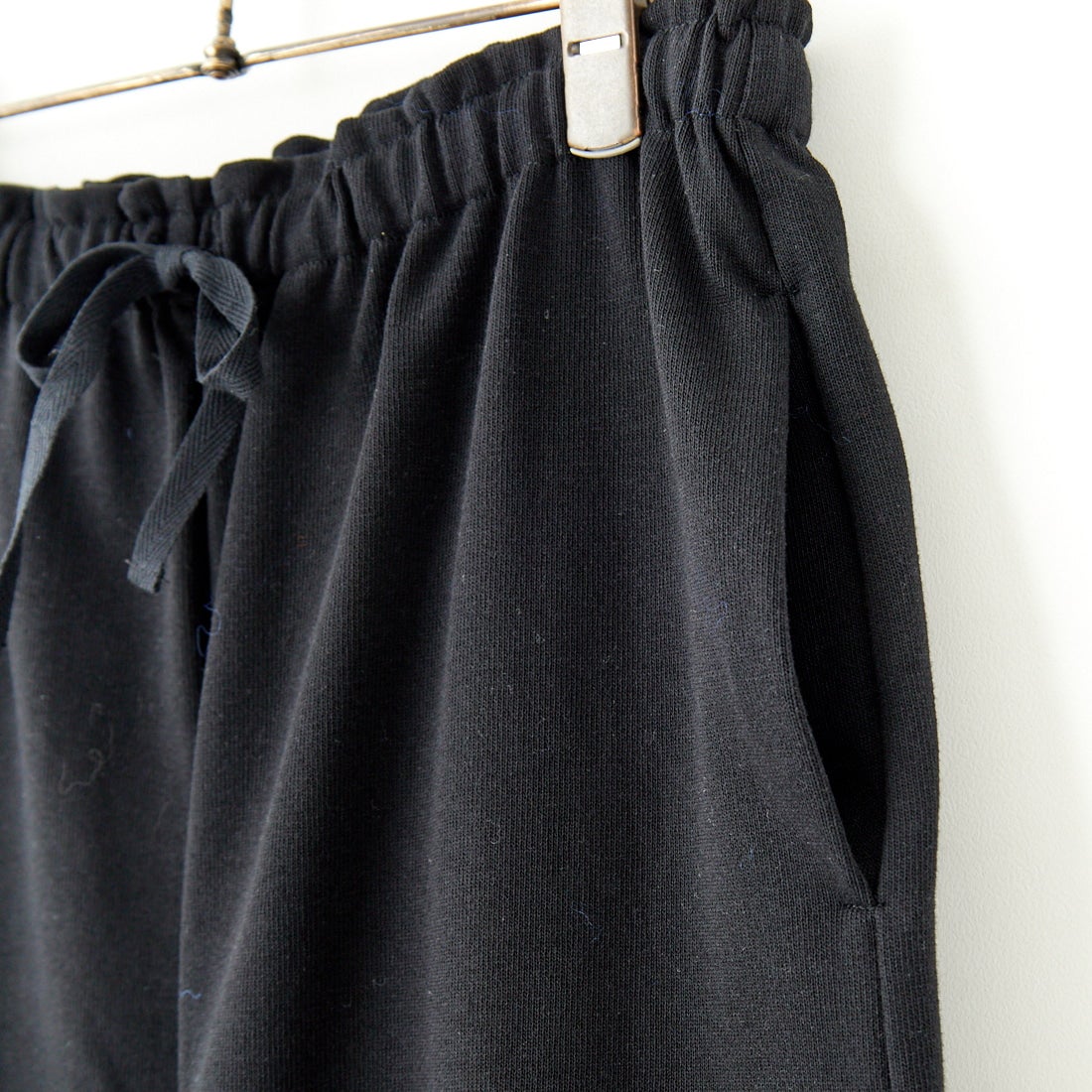 me. [ミードット] イージーパンツ [ME-23408-WA] 298 N.BLAC