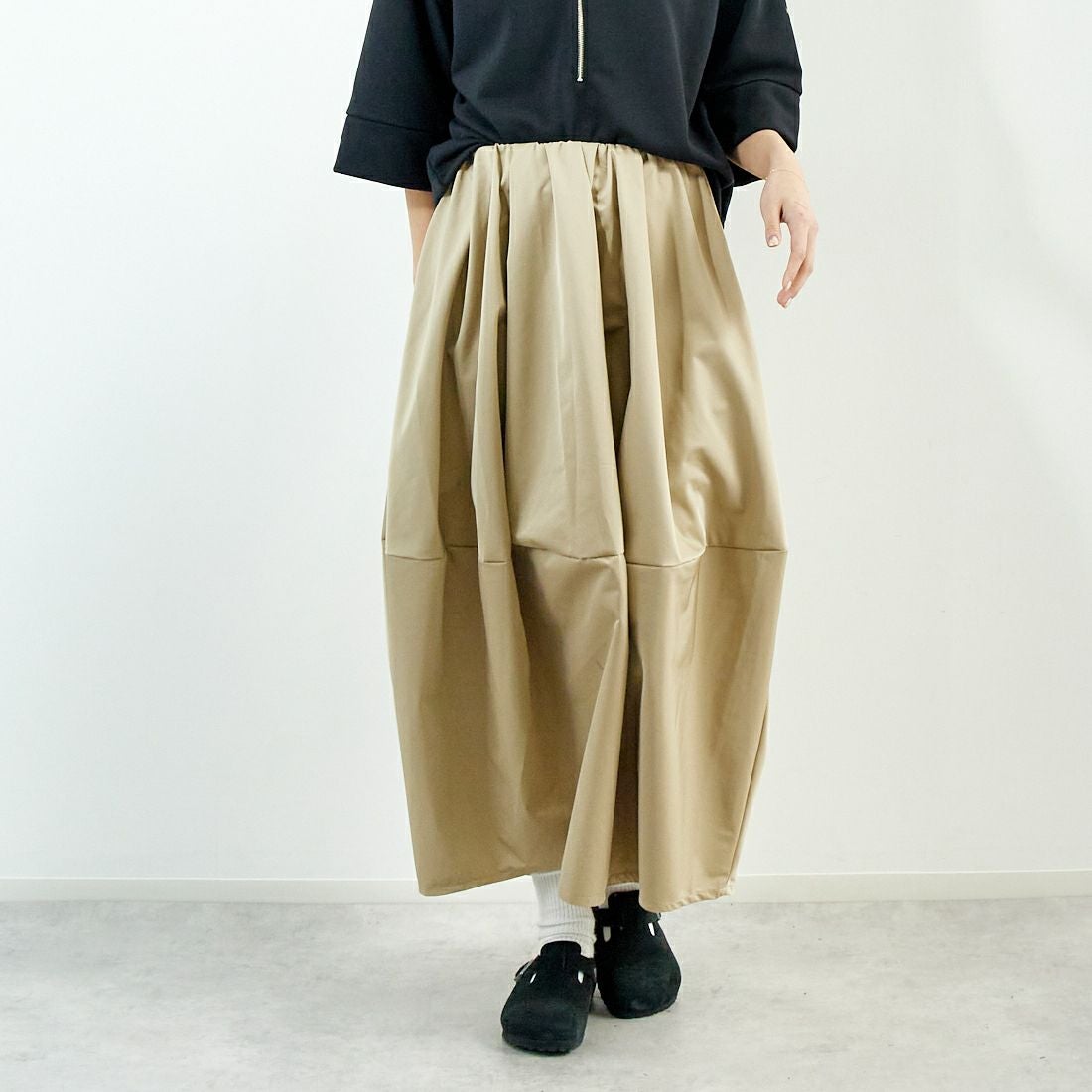 BEIGE&&モデル身長：167cm 着用サイズ：F&&