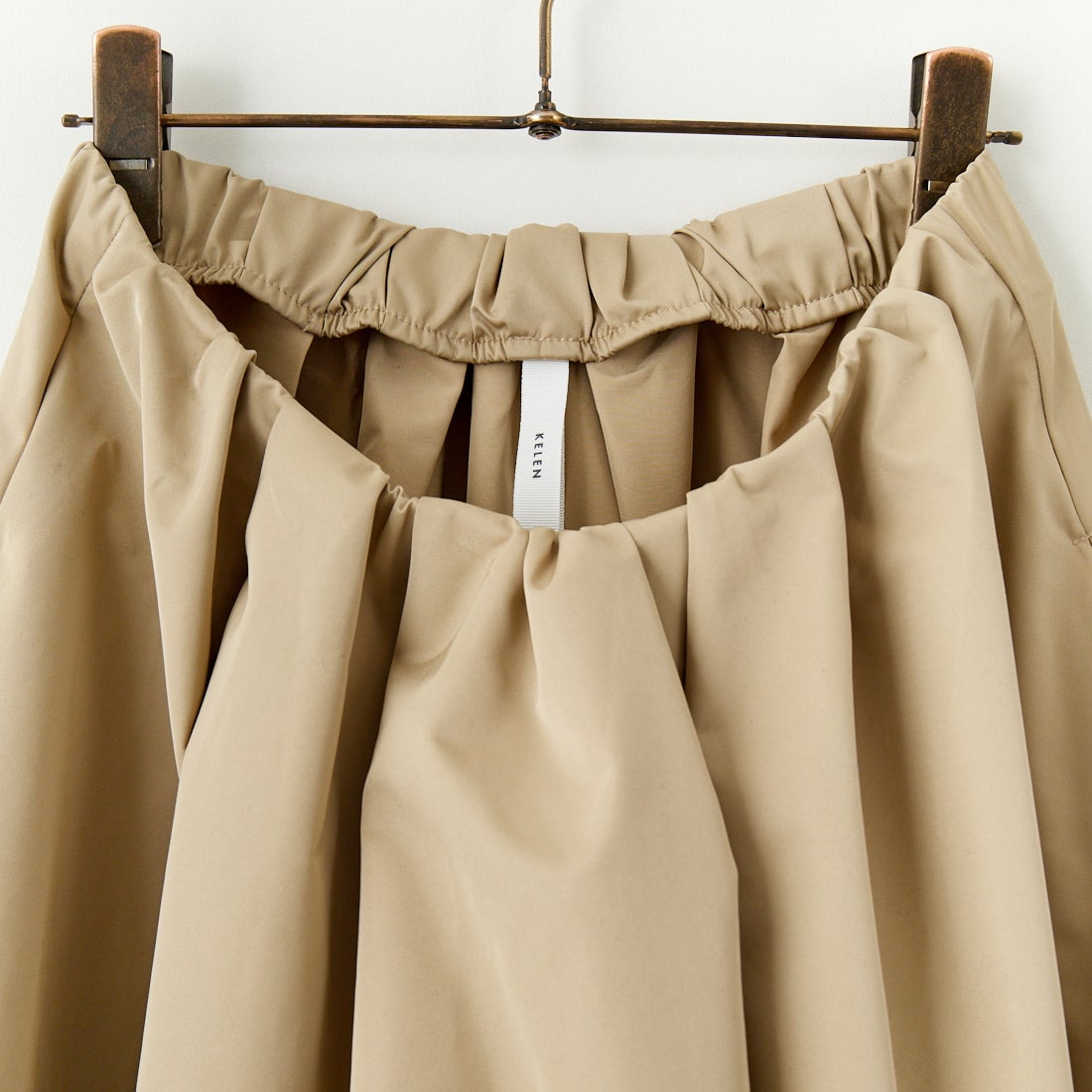 Kelen [ケレン] タックデザイン バルーンスカート [LKL25HSK2037] BEIGE