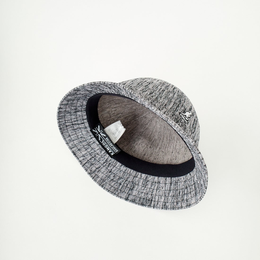 KANGOL [カンゴール] カラーバースト ベントエアカジュアル [241069607] 01 BK GRAD